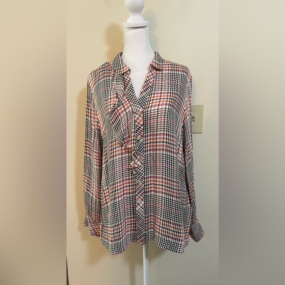 J.Jill Women’s Ruffle Front Button Down Shirt Plaid Long Sleeve Size Medium.